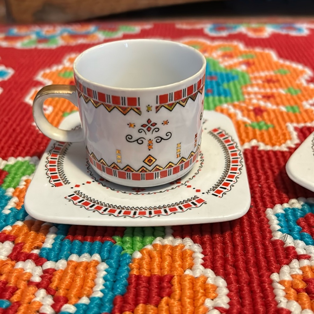 Zajecar Porcelain Teacup and Saucer Set EUC